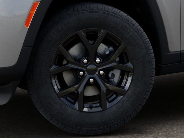 New 2026 Jeep Grand Cherokee L 4WD image 8
