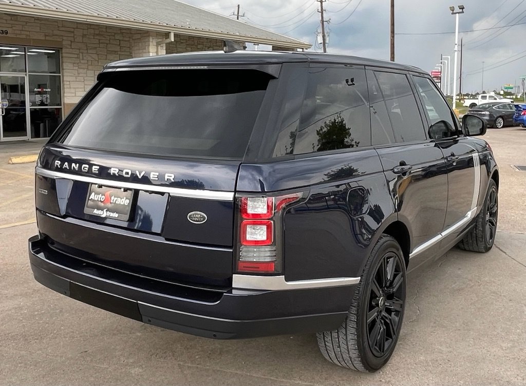 Used 2017 Land Rover Range Rover HSE AWD/4WD image 4