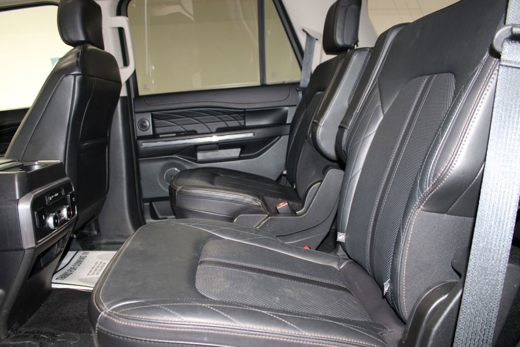 Used 2021 Ford Expedition Platinum image 28