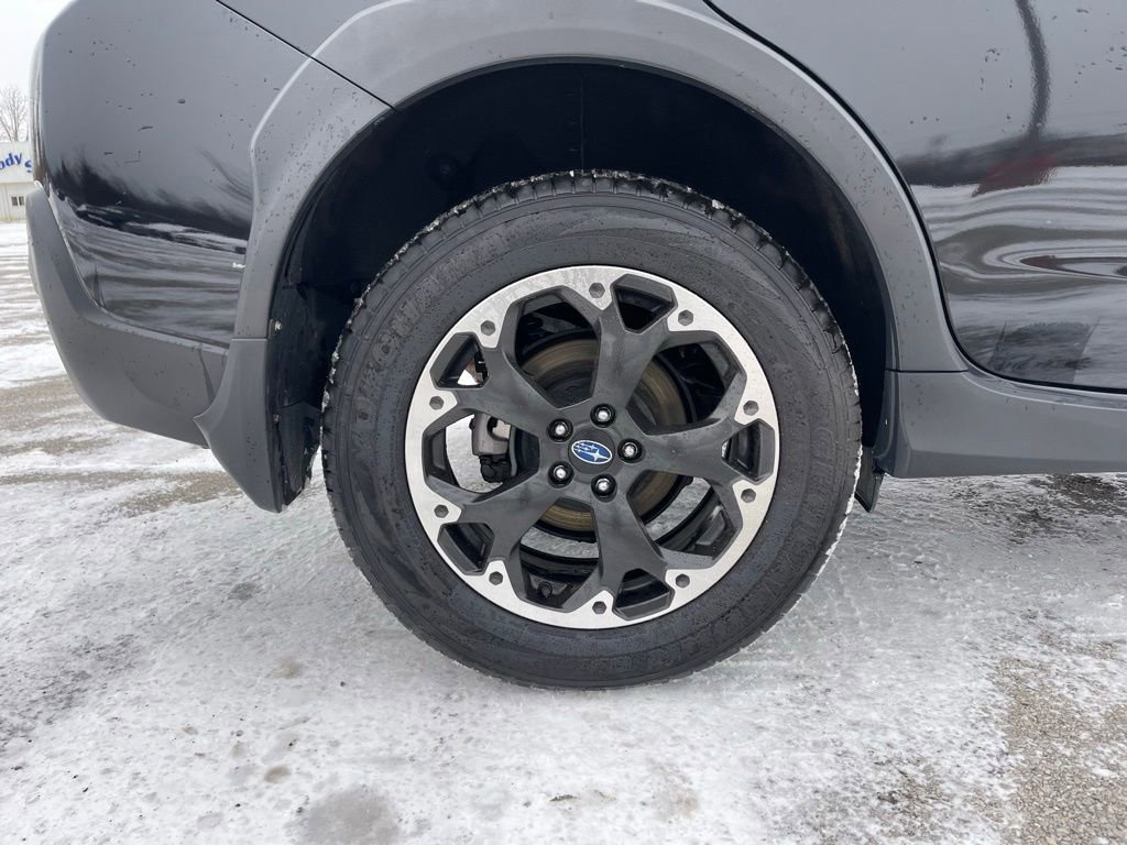 Used 2021 Subaru Crosstrek 2.0i Premium image 11