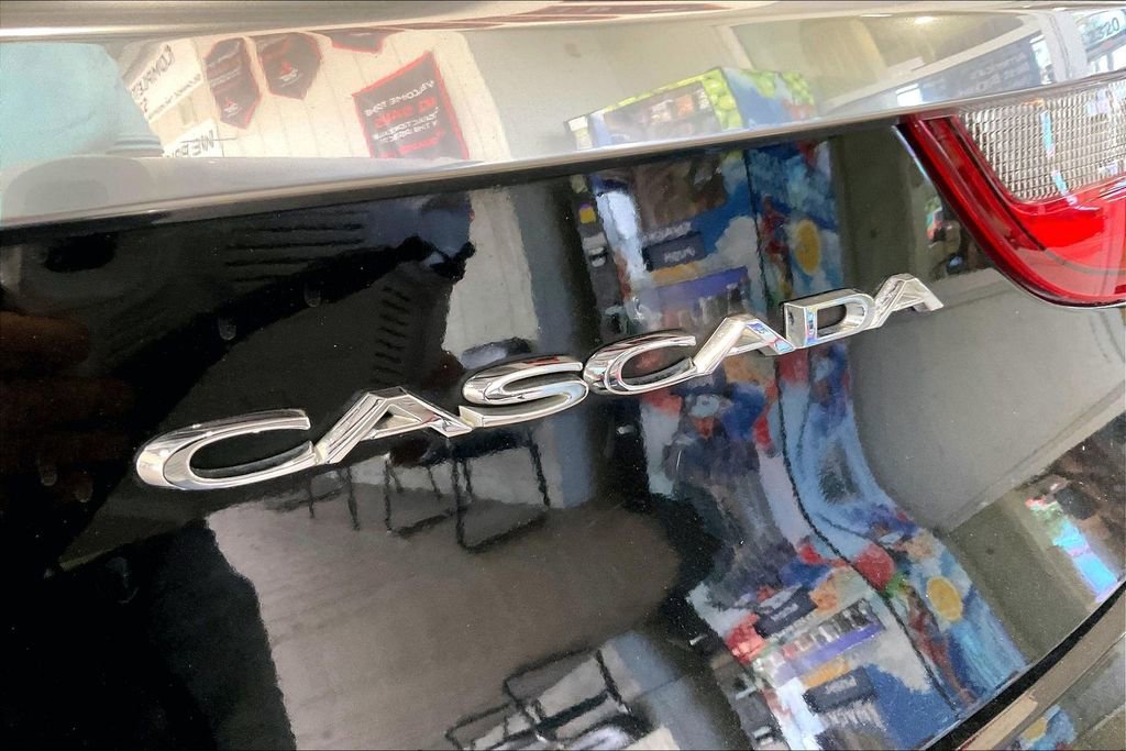 Used 2018 Buick Cascada Premium image 18