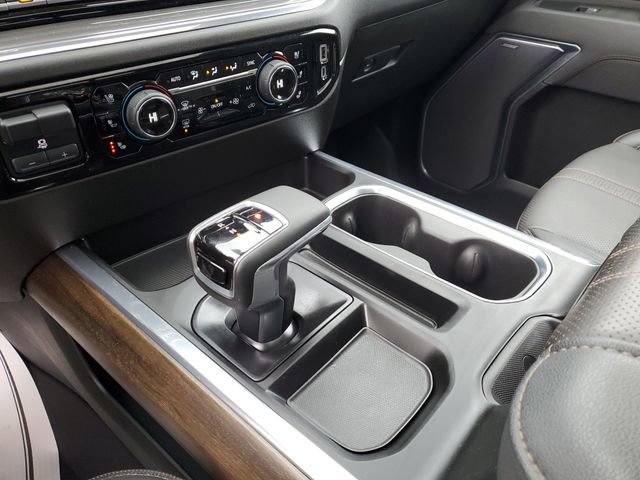 Used 2025 Chevrolet Silverado 1500 High Country AWD/4WD image 19