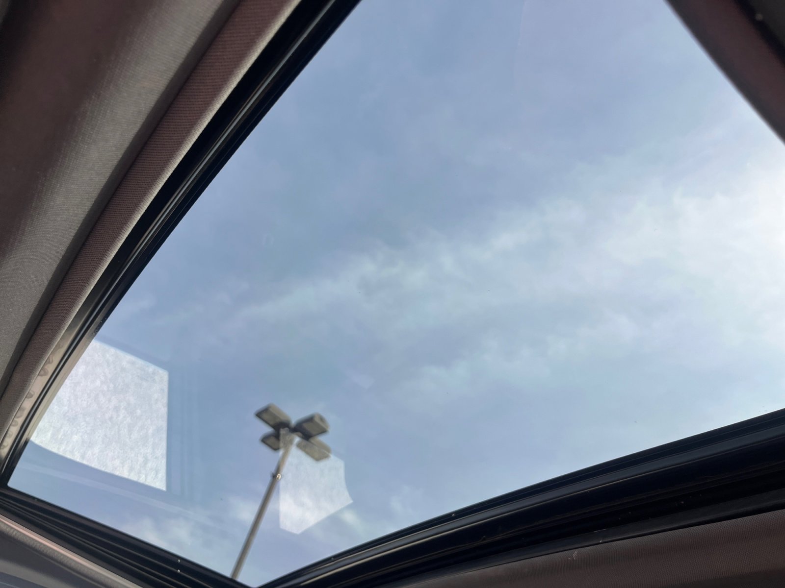 Used 2020 Toyota Avalon XLE image 33