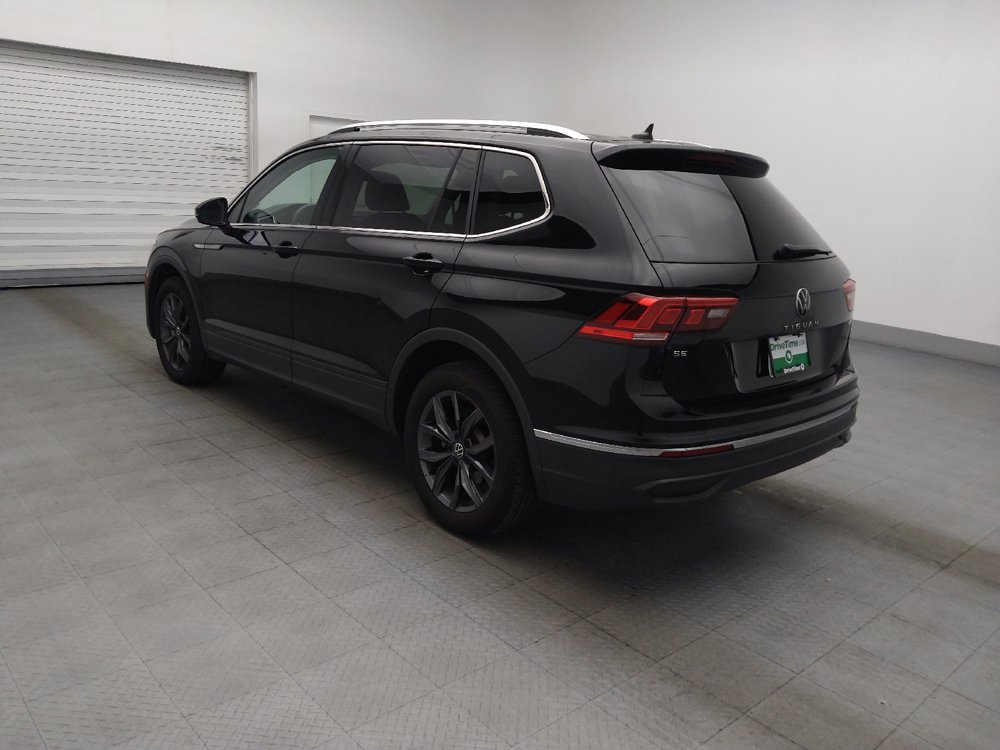 Used 2023 Volkswagen Tiguan SE FWD image 3