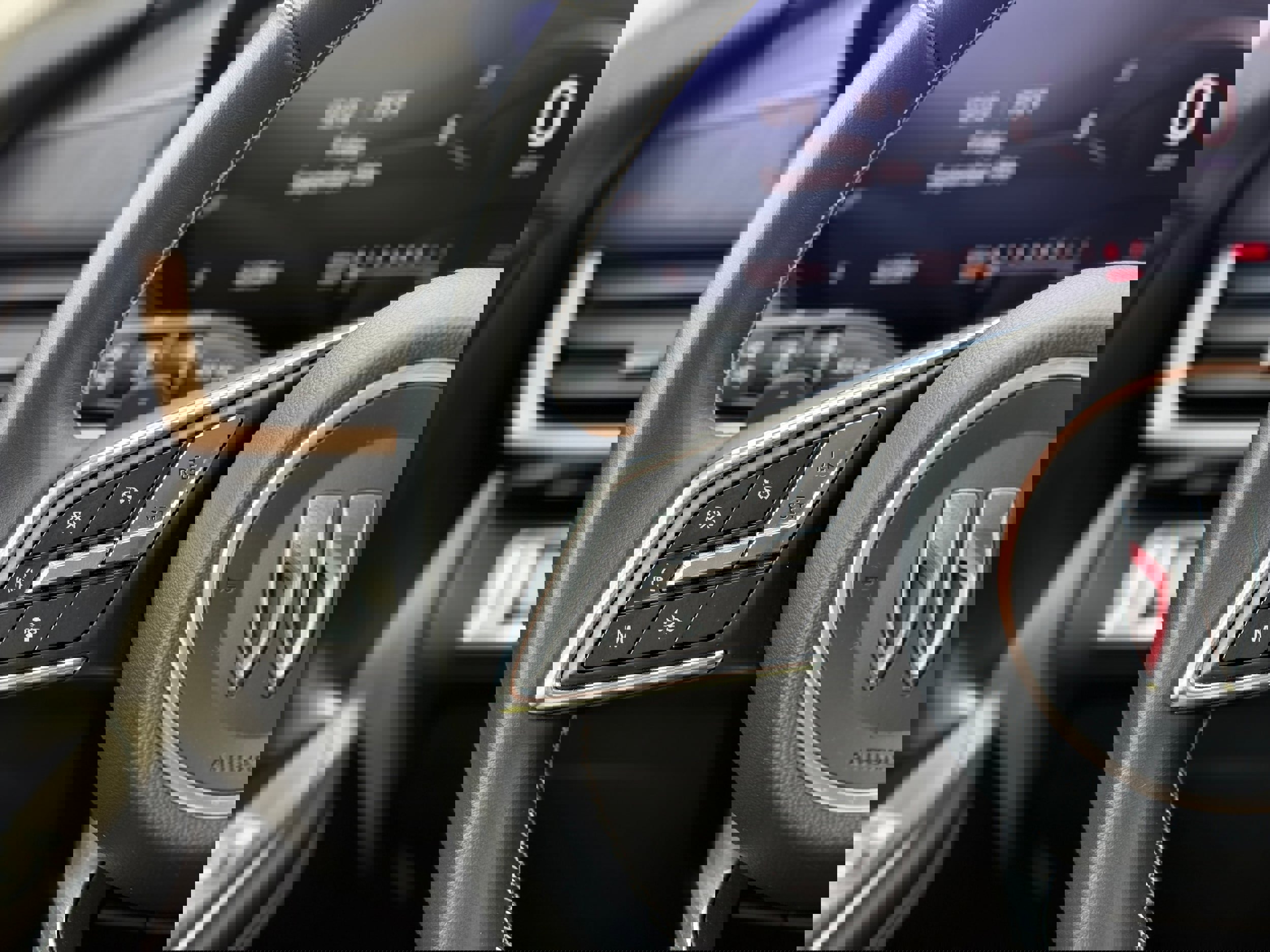 Used 2025 Buick Envision Sport Touring image 14