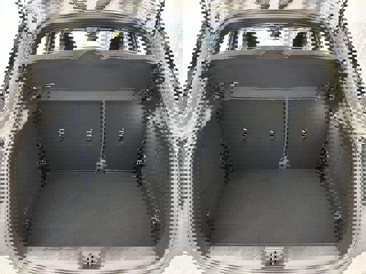 Certified 2025 MINI Cooper S image 5