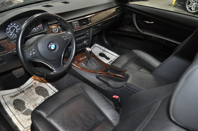 Used 2009 BMW 335i xDrive Coupe AWD/4WD image 15