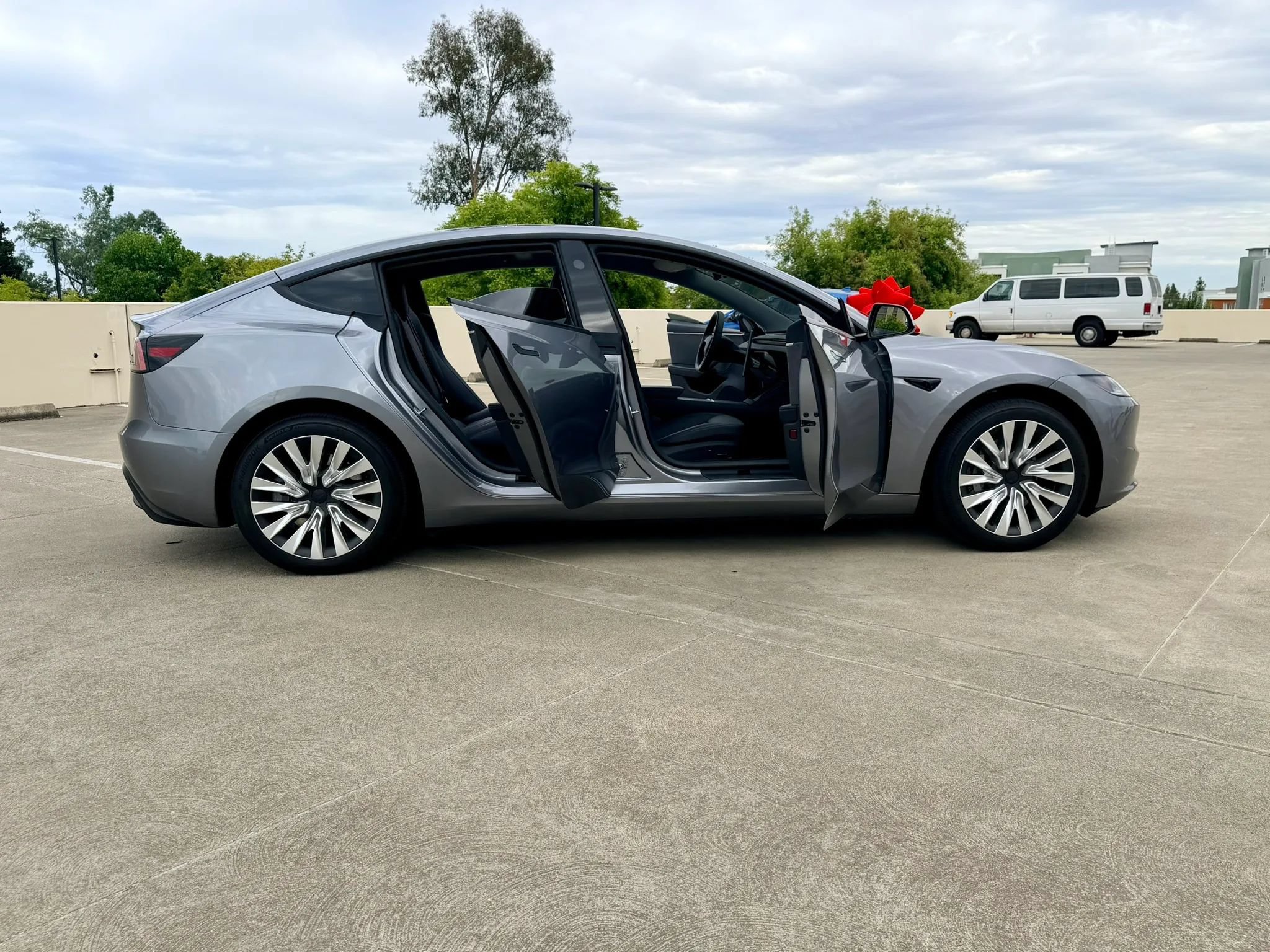 Used 2025 Tesla Model 3 Long Range RWD image 46