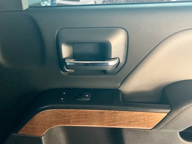 Used 2018 Chevrolet Silverado 1500 LTZ RWD image 31