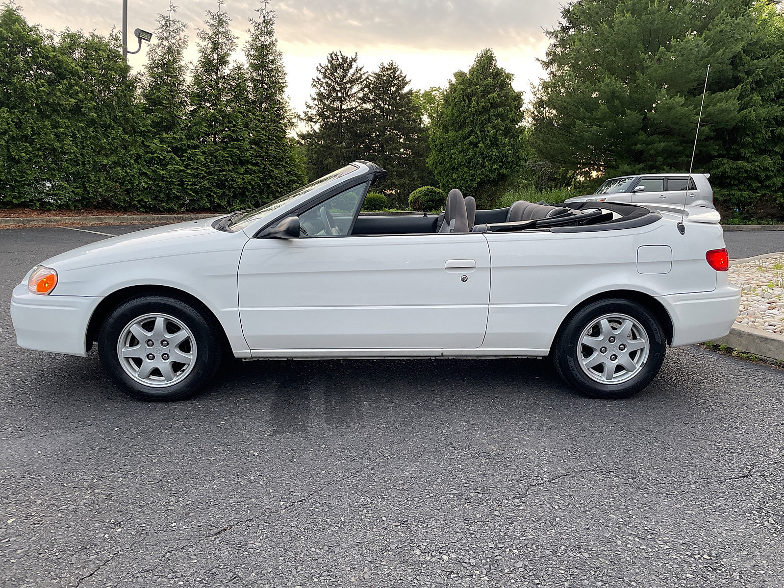 Used 1997 Toyota Paseo Convertible image 11