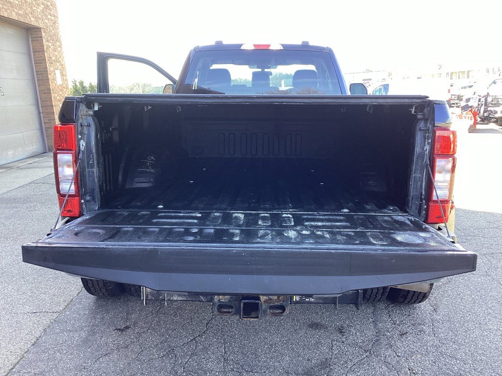 Used 2022 Ford F350 XLT w/ FX4 Off-Road Package image 25