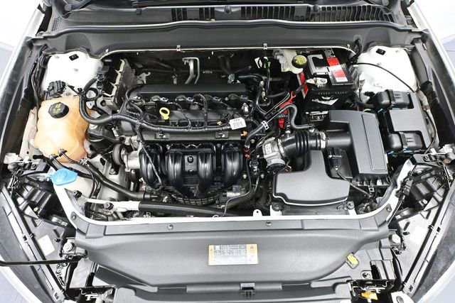 Used 2016 Ford Fusion SE FWD image 46
