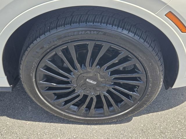 Used 2021 Lincoln Corsair Reserve w/ Equipment Group 201A image 19