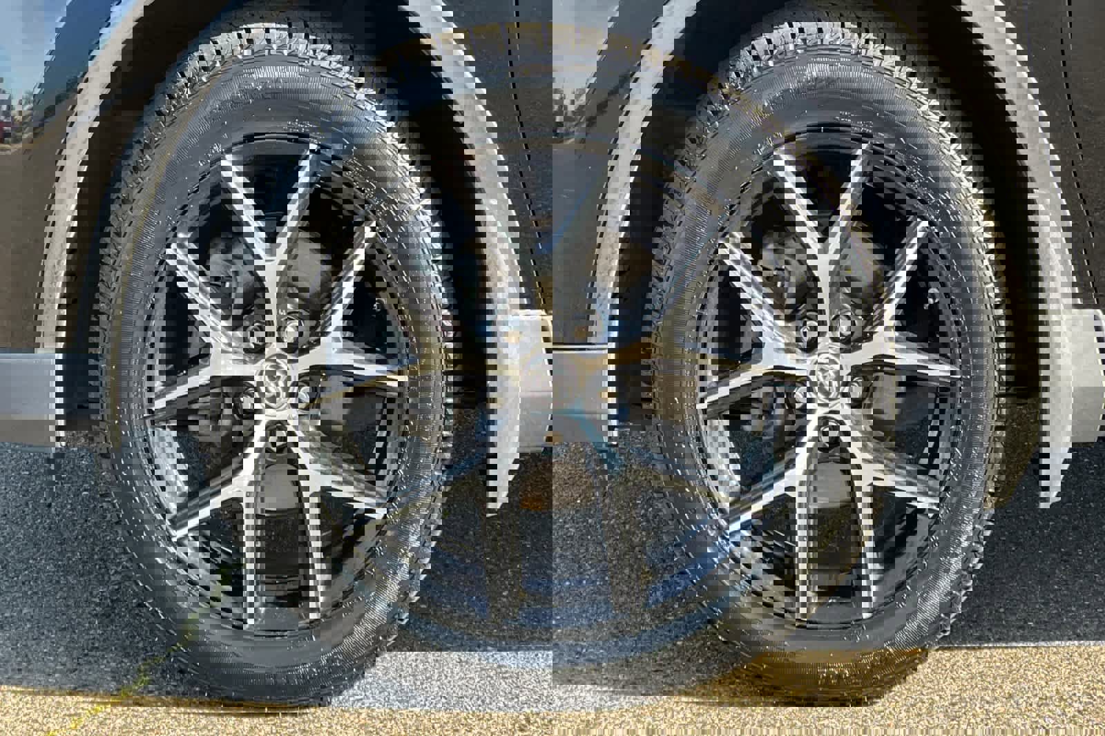 Used 2016 Toyota RAV4 SE image 30