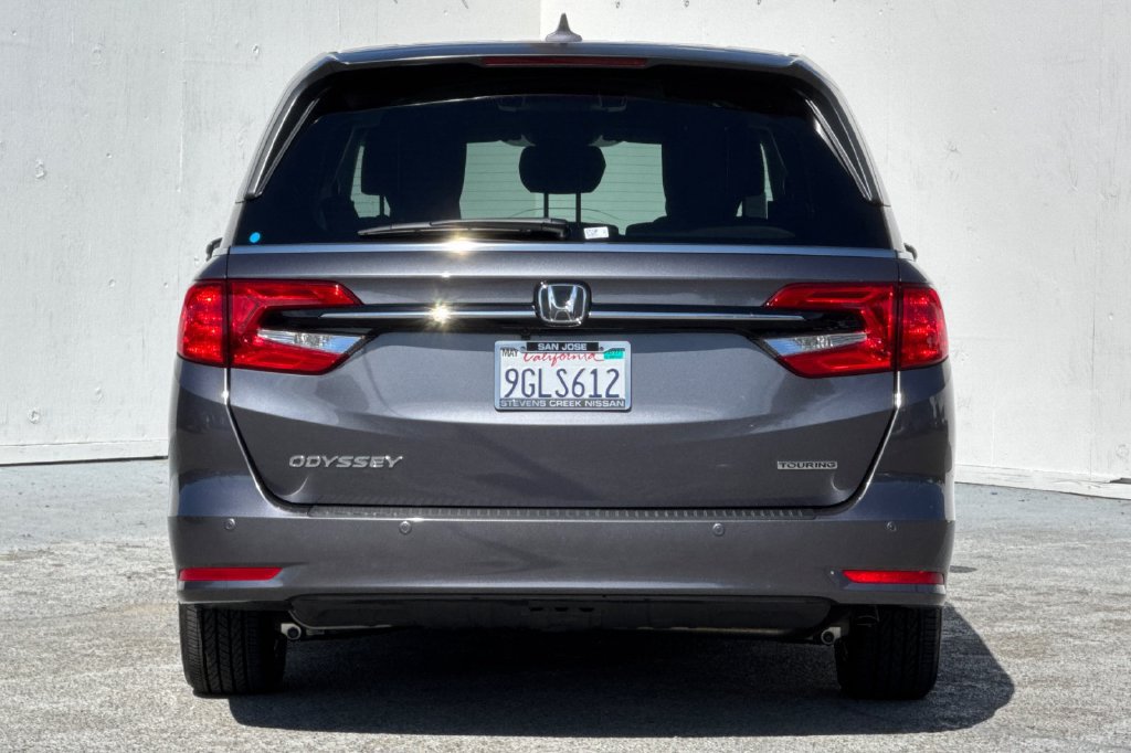 Used 2023 Honda Odyssey Touring image 4