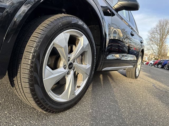 Used 2025 Audi Q5 2.0T Premium Plus w/ Premium Plus Package AWD/4WD image 10