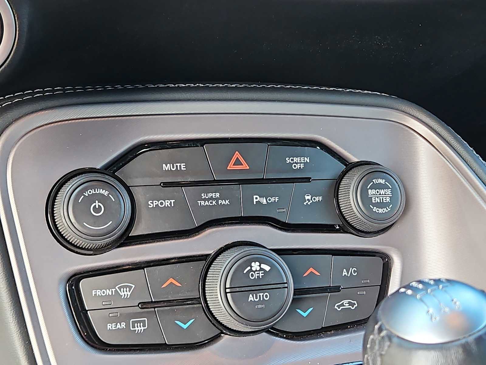 Used 2023 Dodge Challenger R/T w/ T/A Package image 18