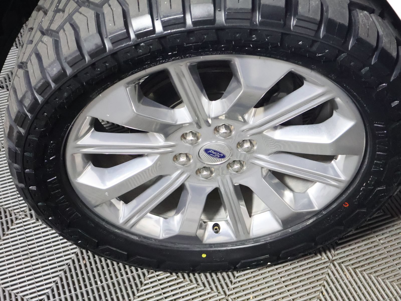 Used 2021 Ford F150 Limited AWD/4WD image 19