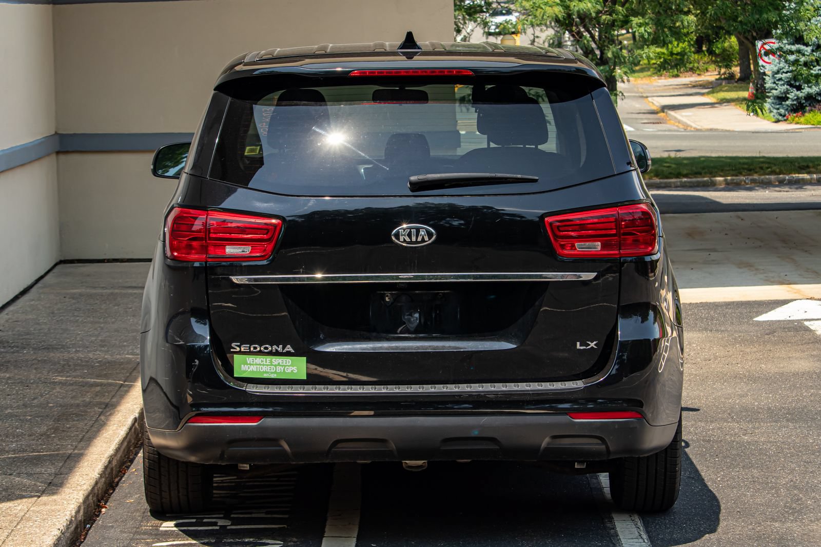 Used 2020 Kia Sedona LX FWD image 8