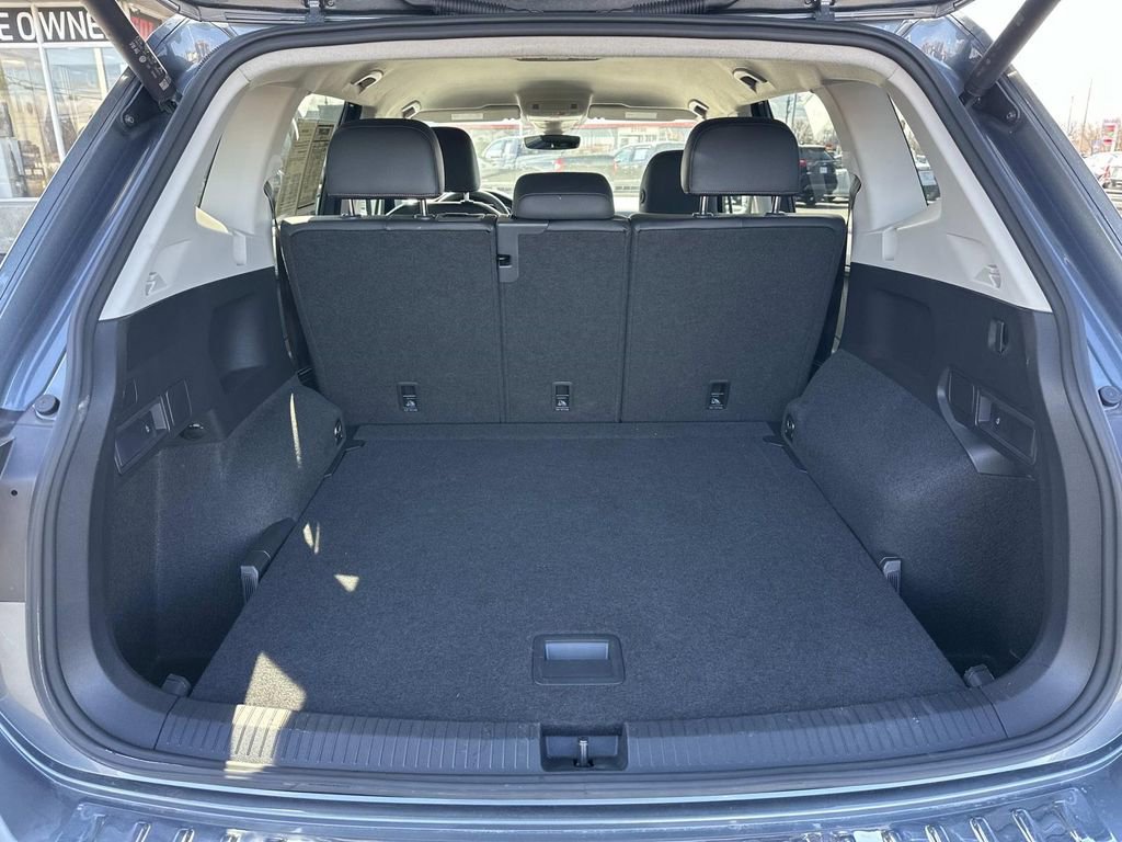 Used 2024 Volkswagen Tiguan Wolfsburg Edition image 10