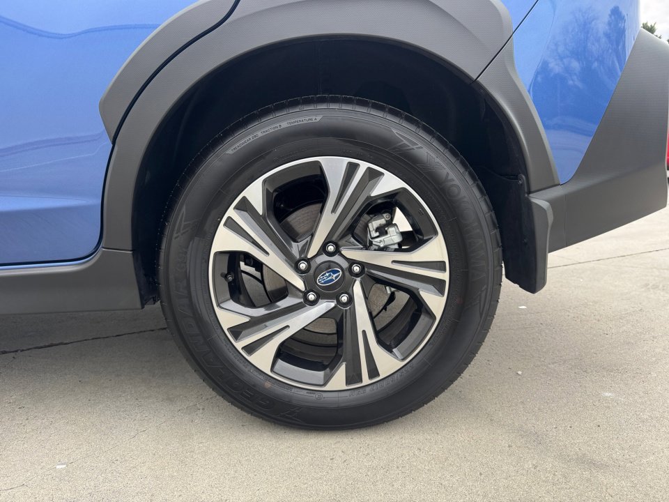 Certified 2025 Subaru Crosstrek 2.0i Premium image 26