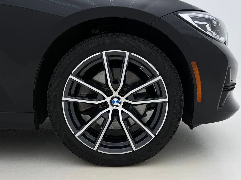 Used 2021 BMW 330i xDrive Sedan w/ Driving Assistance Package image 30