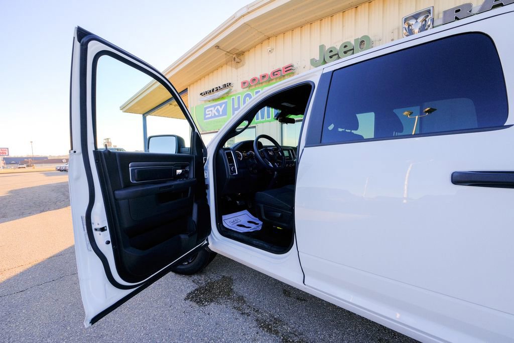 Used 2024 RAM 1500 Classic Warlock image 20