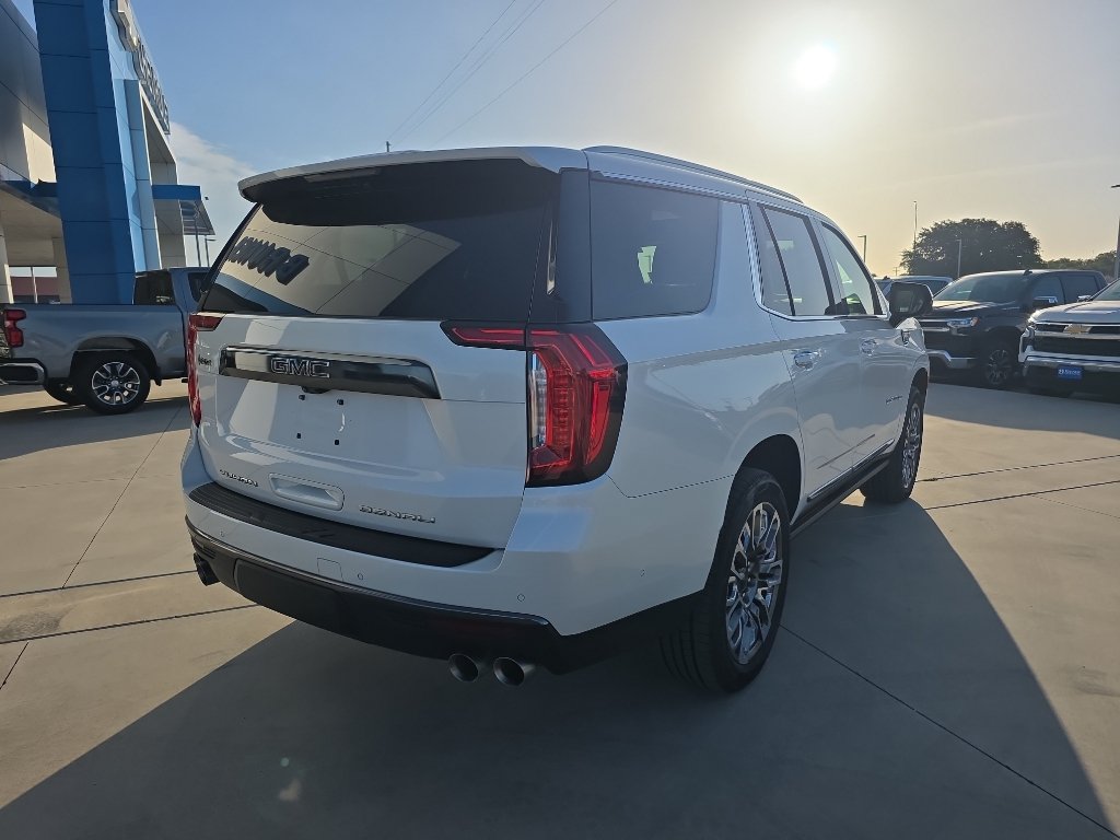 Certified 2023 GMC Yukon Denali Ultimate AWD/4WD image 21
