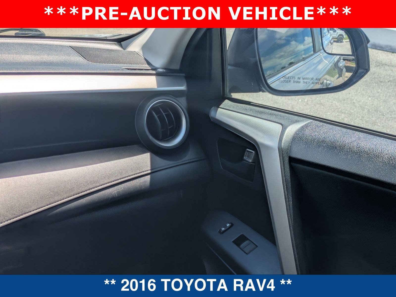 Used 2016 Toyota RAV4 LE FWD image 18