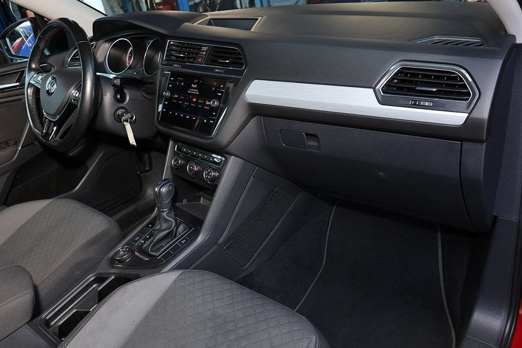 Used 2018 Volkswagen Tiguan S AWD/4WD image 22