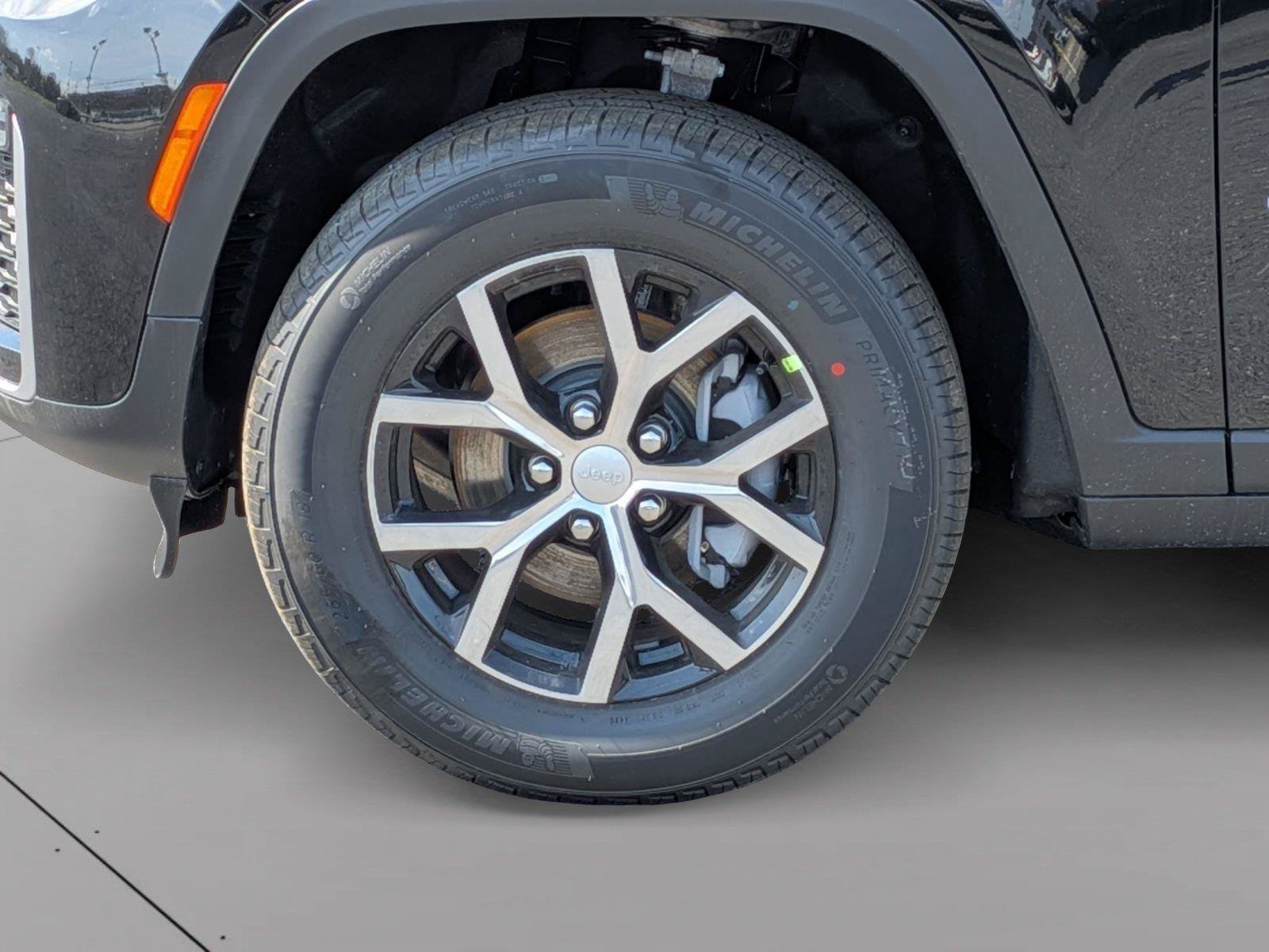 New 2026 Jeep Grand Cherokee Limited AWD/4WD image 36