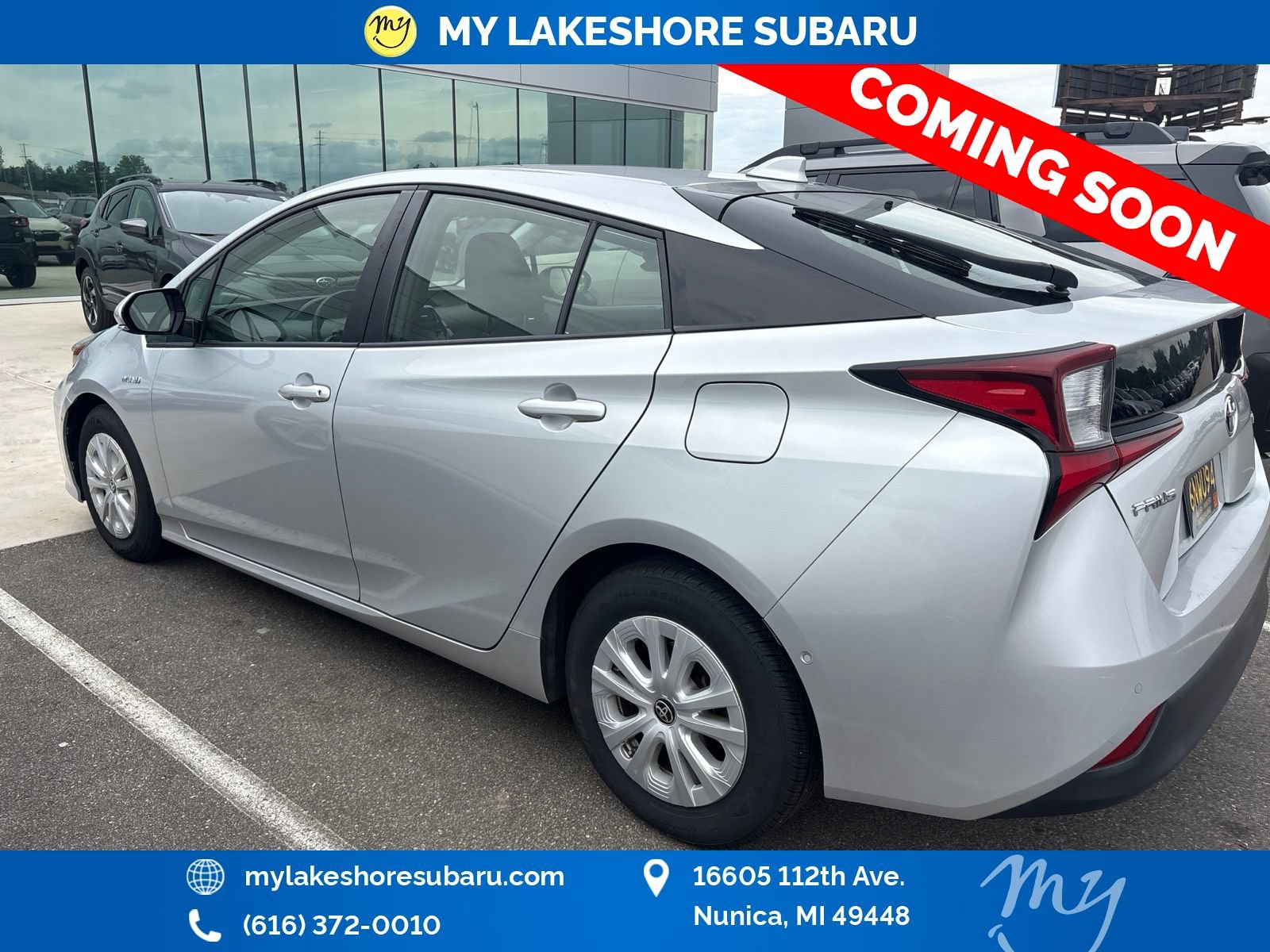 Used 2020 Toyota Prius LE FWD image 4