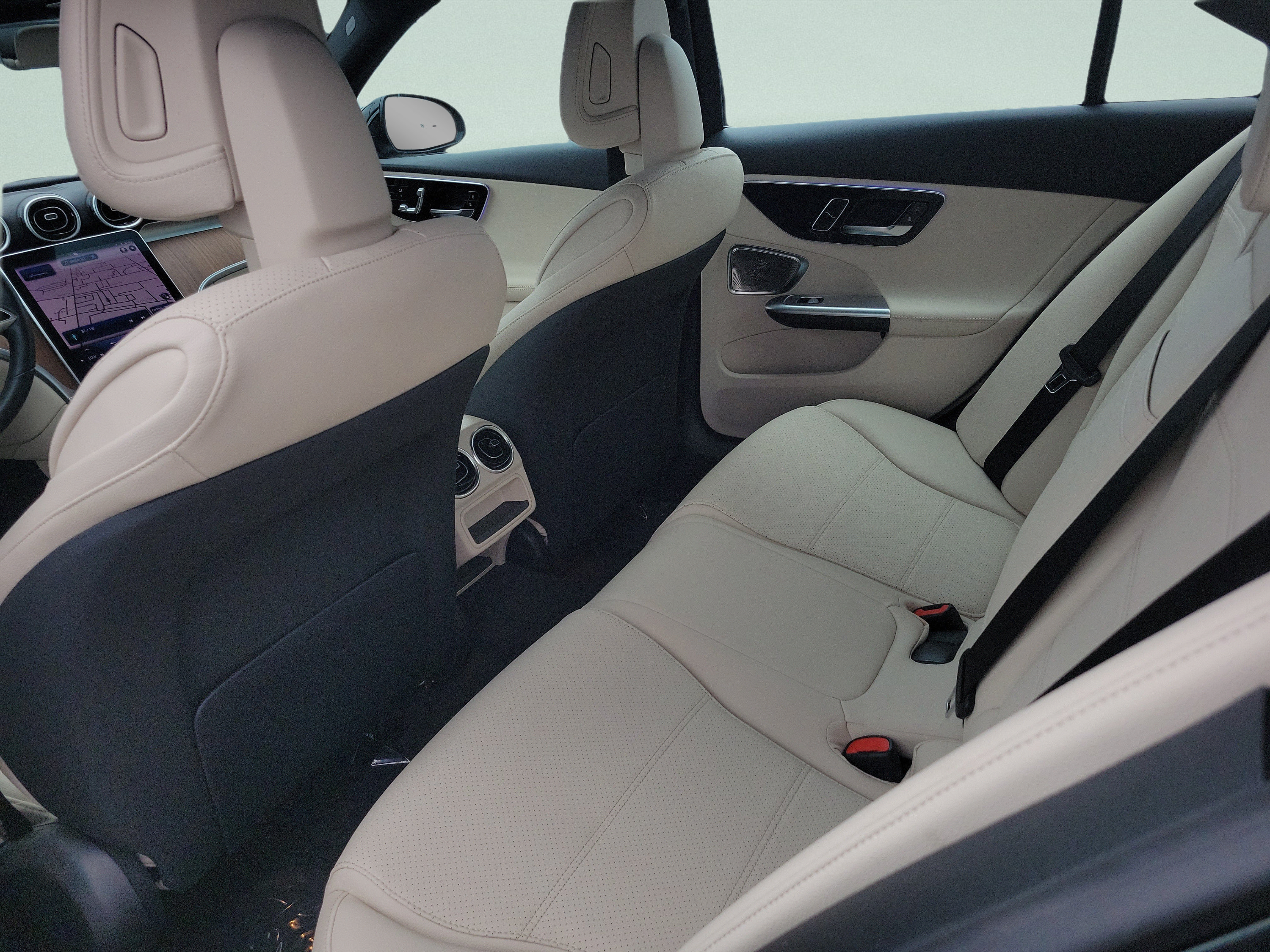 Certified 2023 Mercedes-Benz C 300 Sedan image 10