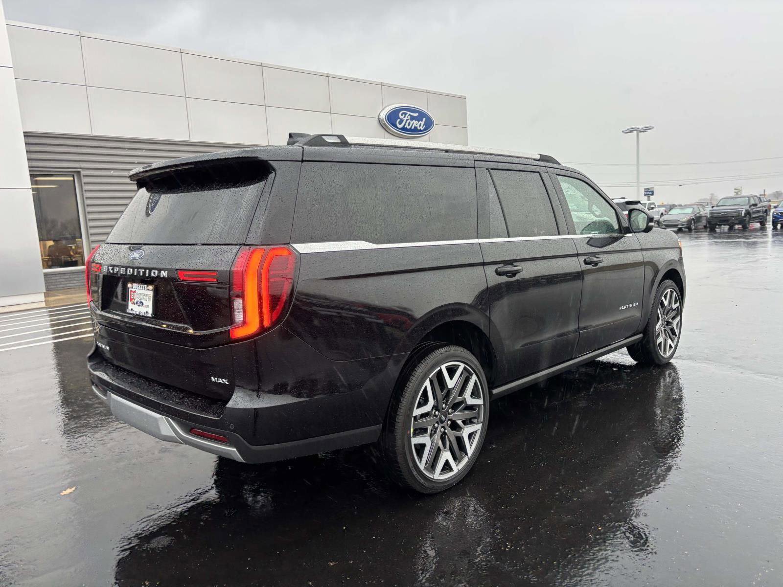 New 2026 Ford Expedition Max Platinum w/ Platinum Ultimate Package AWD/4WD image 7