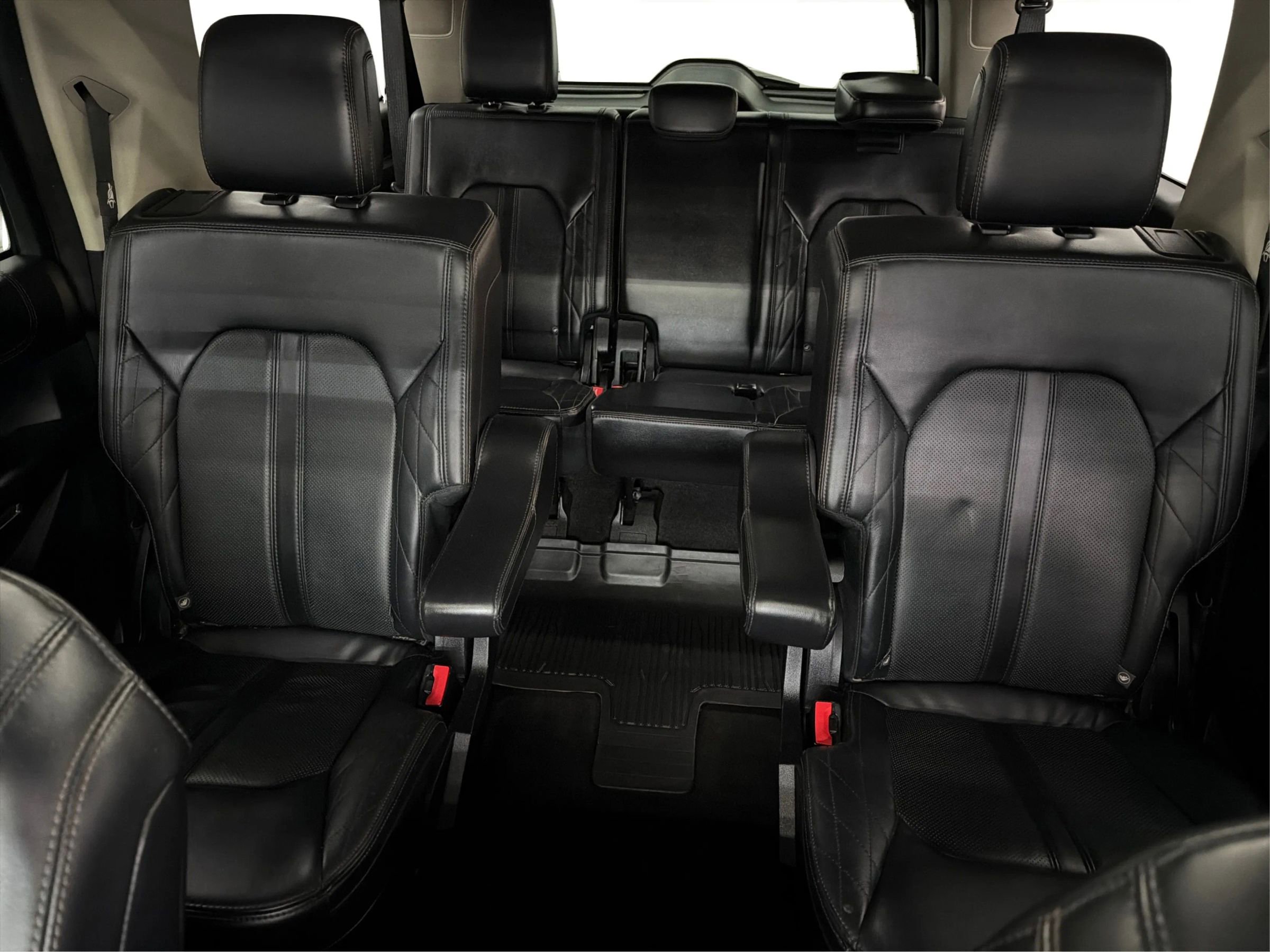 Used 2020 Ford Expedition Max Platinum RWD image 39