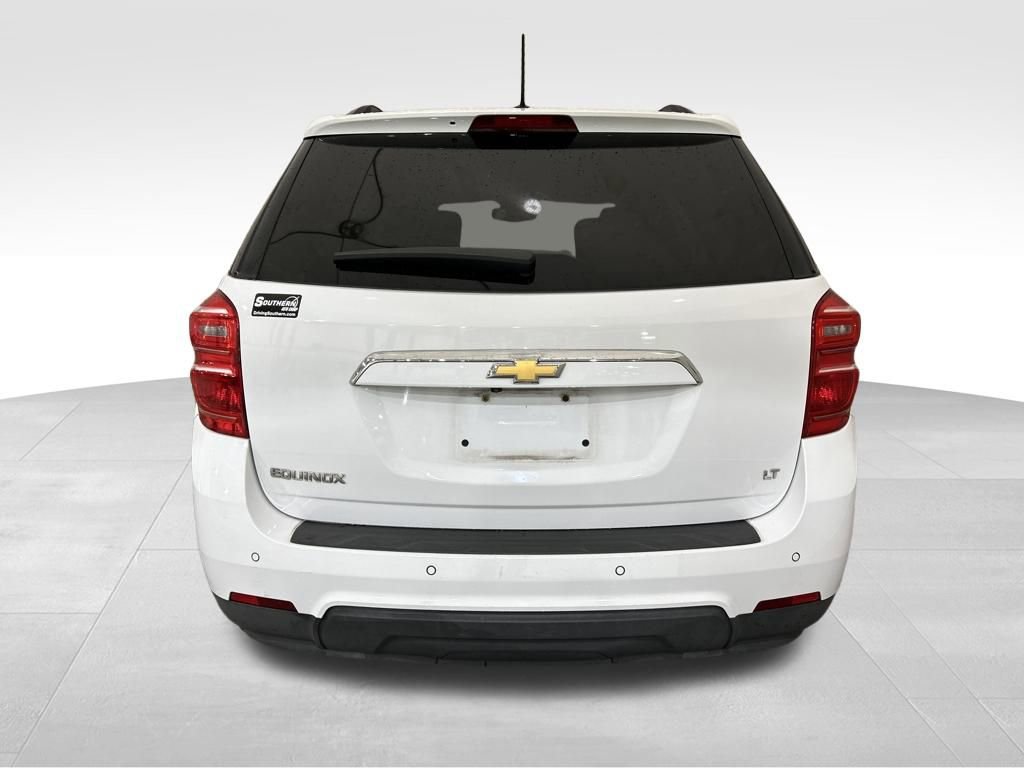 Used 2017 Chevrolet Equinox LT w/ Convenience Package image 4