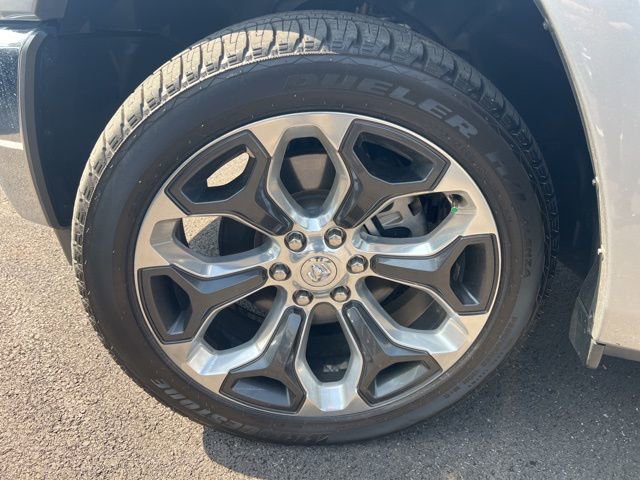 Used 2025 RAM 1500 Limited AWD/4WD image 46