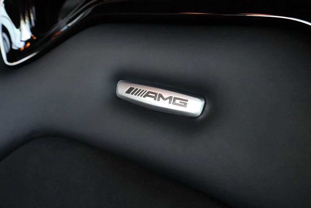 Used 2020 Mercedes-Benz AMG GT R image 32