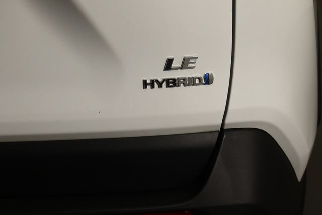 Used 2024 Toyota RAV4 LE AWD/4WD image 37