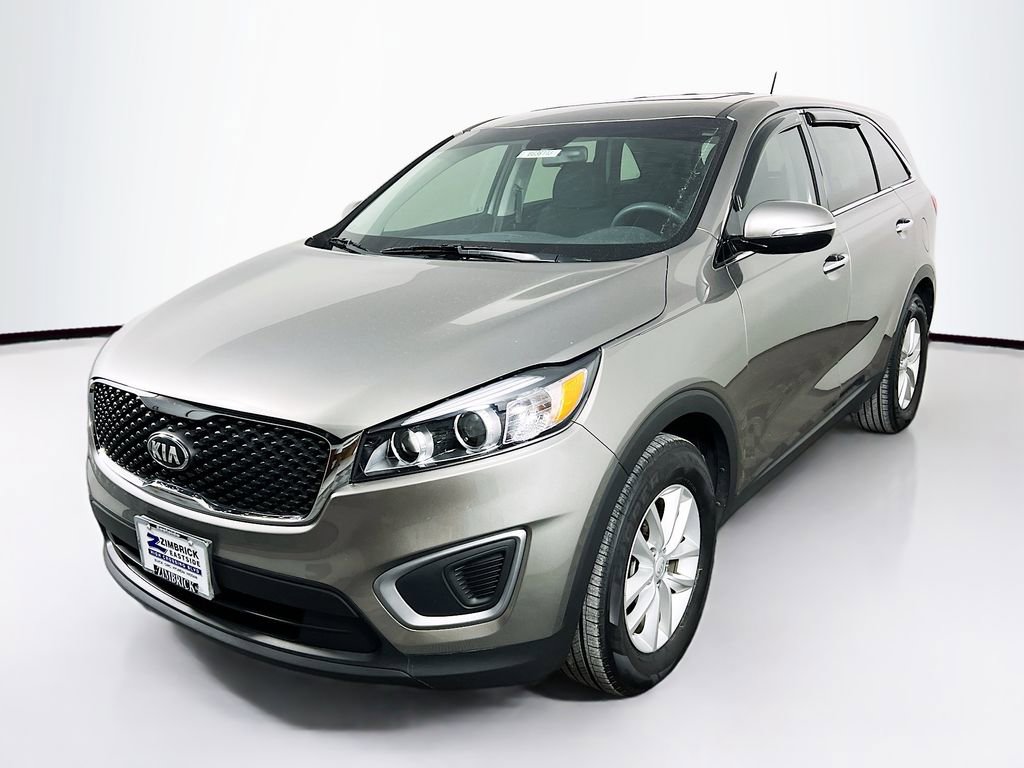 Used 2017 Kia Sorento L image 3