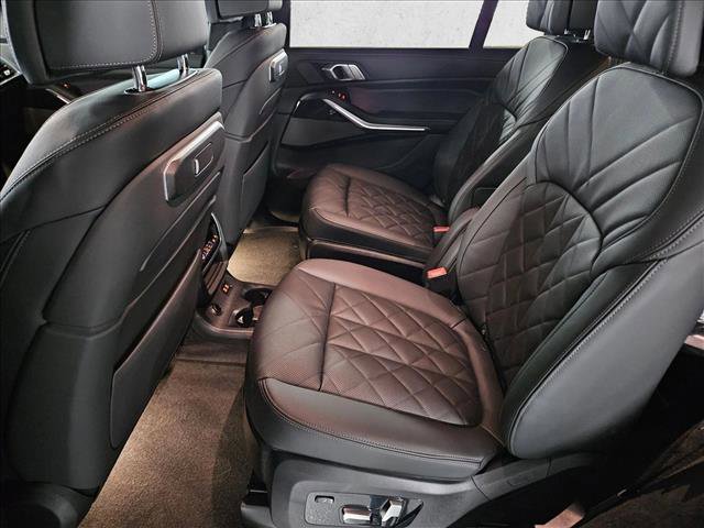 New 2026 BMW X7 xDrive40i image 15