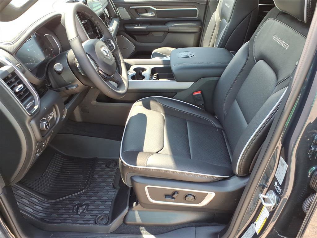New 2026 RAM 1500 Laramie AWD/4WD image 14