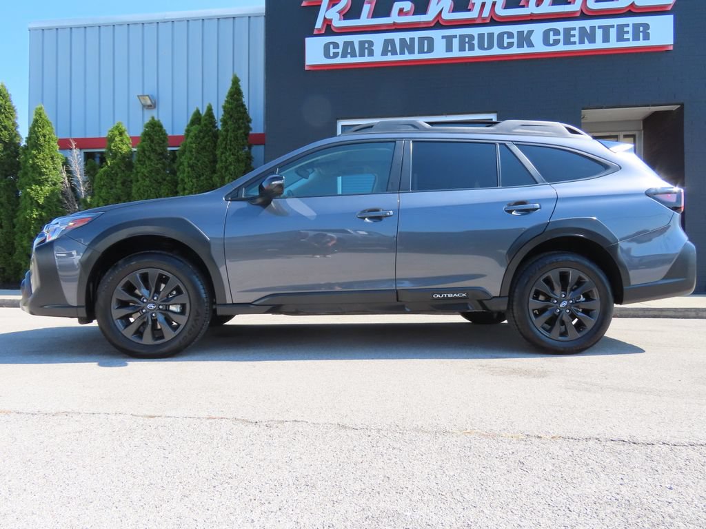 Used 2025 Subaru Outback Onyx Edition AWD/4WD image 9