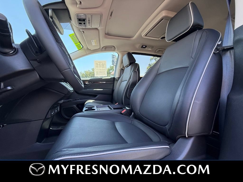 Used 2025 Honda Odyssey Touring image 37