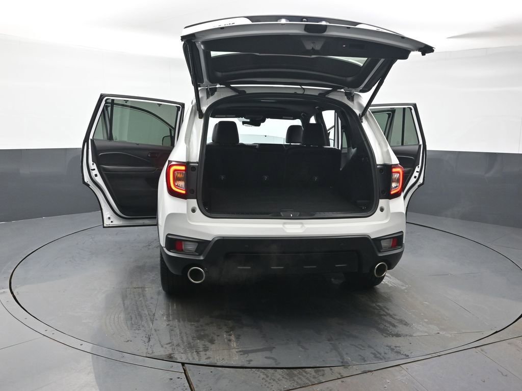 Used 2024 Honda Passport Black Edition image 49