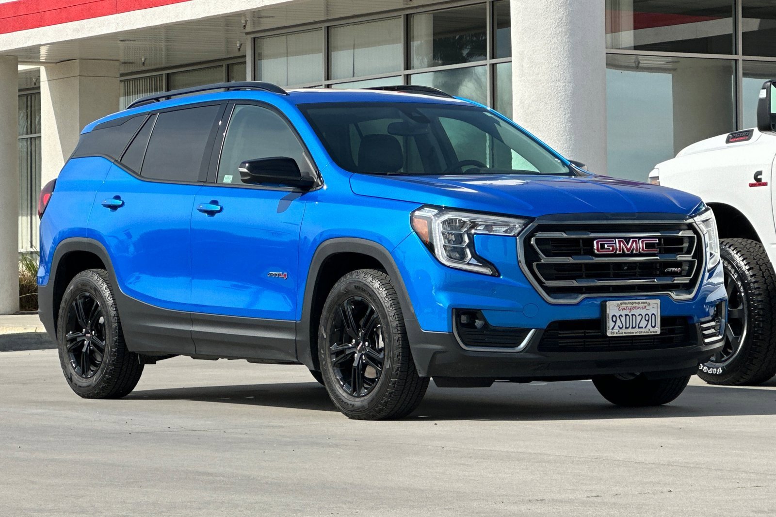 Used 2024 GMC Terrain AT4 w/ Tech Package image 8