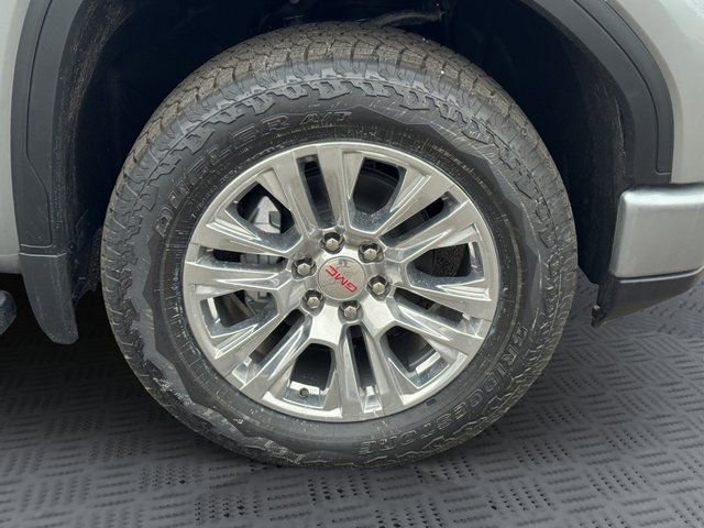New 2026 GMC Sierra 1500 Denali w/ LPO, Black Badging Package image 30
