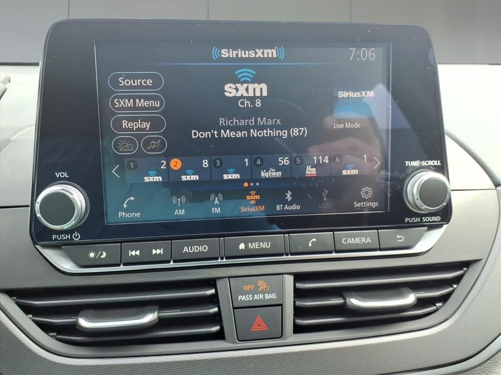 New 2025 Nissan Altima 2.5 SR image 17