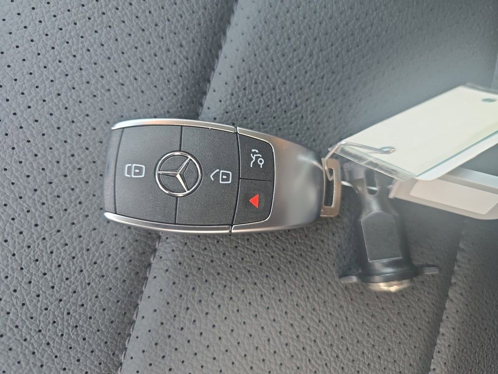 New 2026 Mercedes-Benz GLE 450 4MATIC image 29