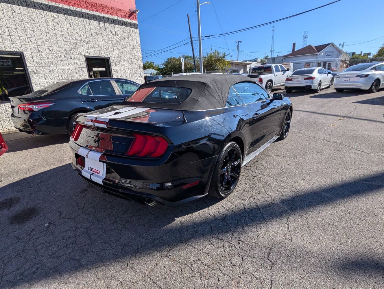 Used 2018 Ford Mustang Premium w/ Black Accent Package image 6